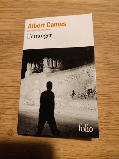 L'étranger; Albert Camus; 1972