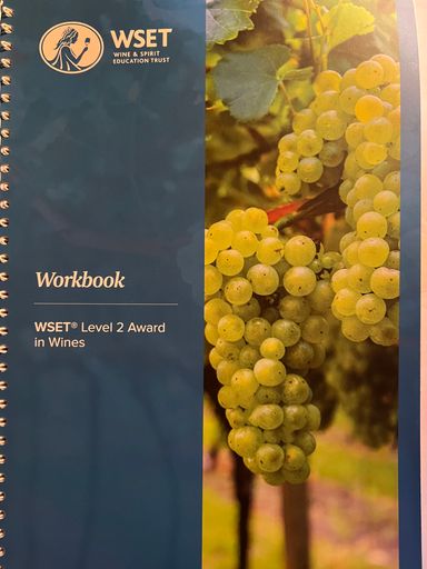 Wines : looking behind the label : an accompaniment to the WSET Level 2 Award in Wines