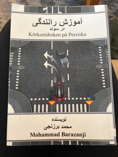 Körkortsboken på Persiska; Mohammad Barazanji; 2019